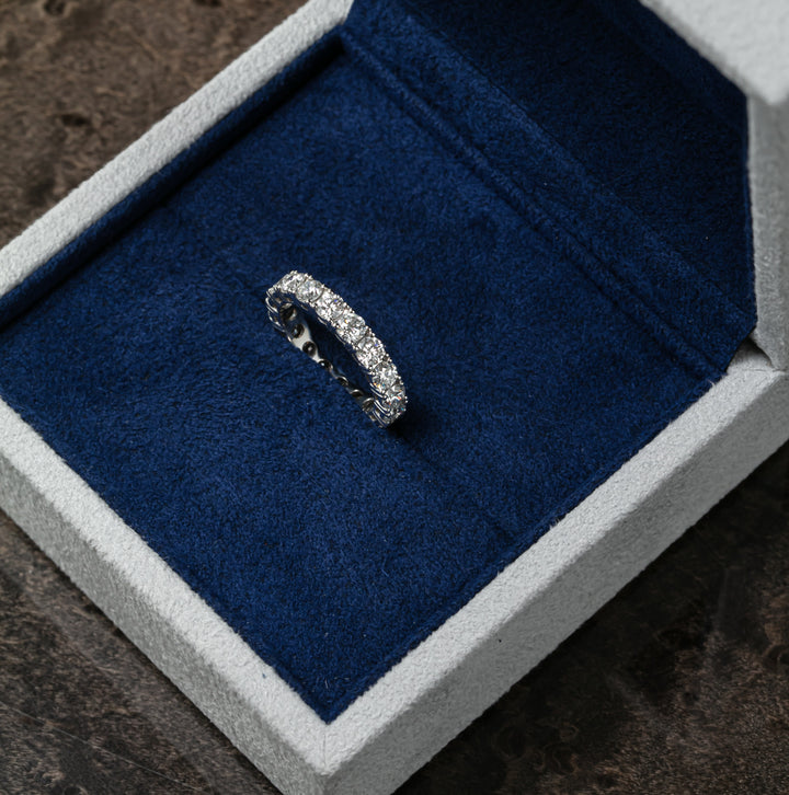 Round Cut Full Eternity Ring