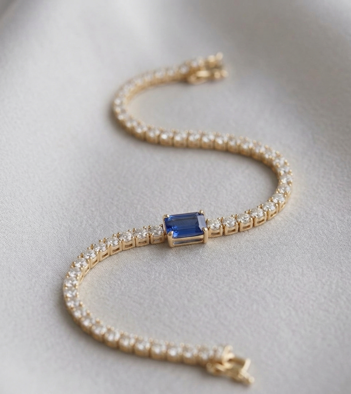 Signature Center Tennis Bracelet : Blue Sapphire Emerald Cut (MG197)