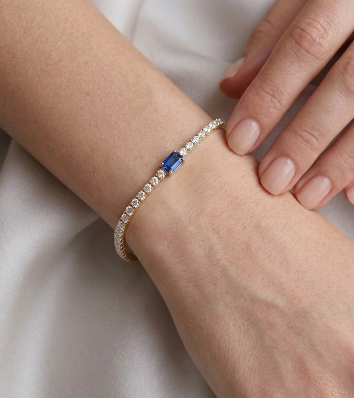 Signature Center Tennis Bracelet : Blue Sapphire Emerald Cut (MG197)