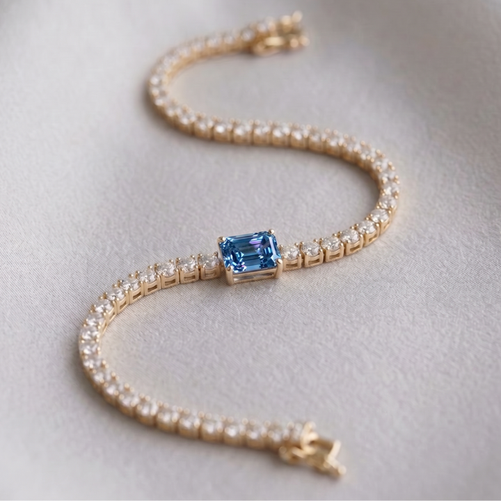 Signature Center Tennis Bracelet : Blue Diamond Emerald-Cut (MG267)