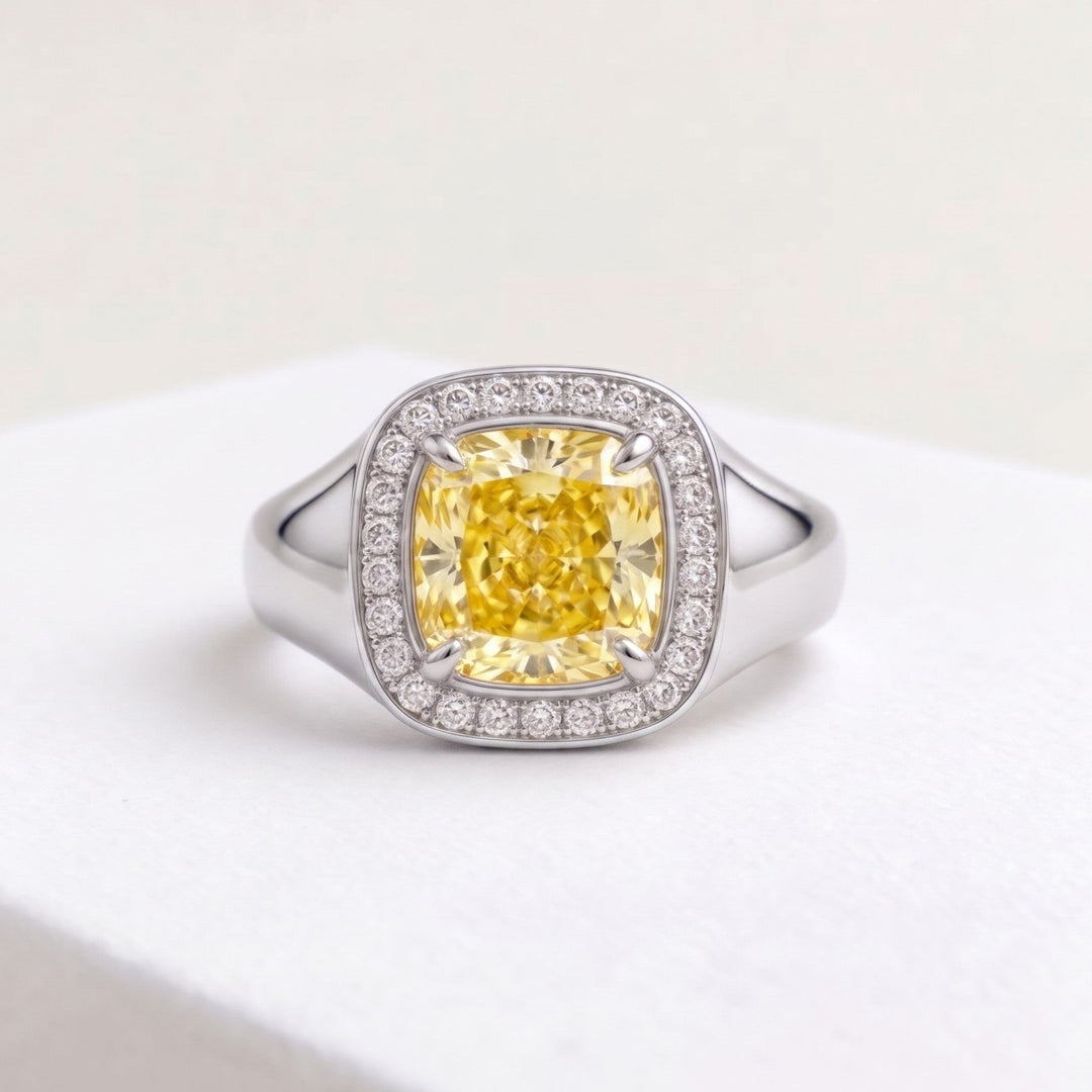 Petite Éclat Yellow Pinky Ring (MG486)