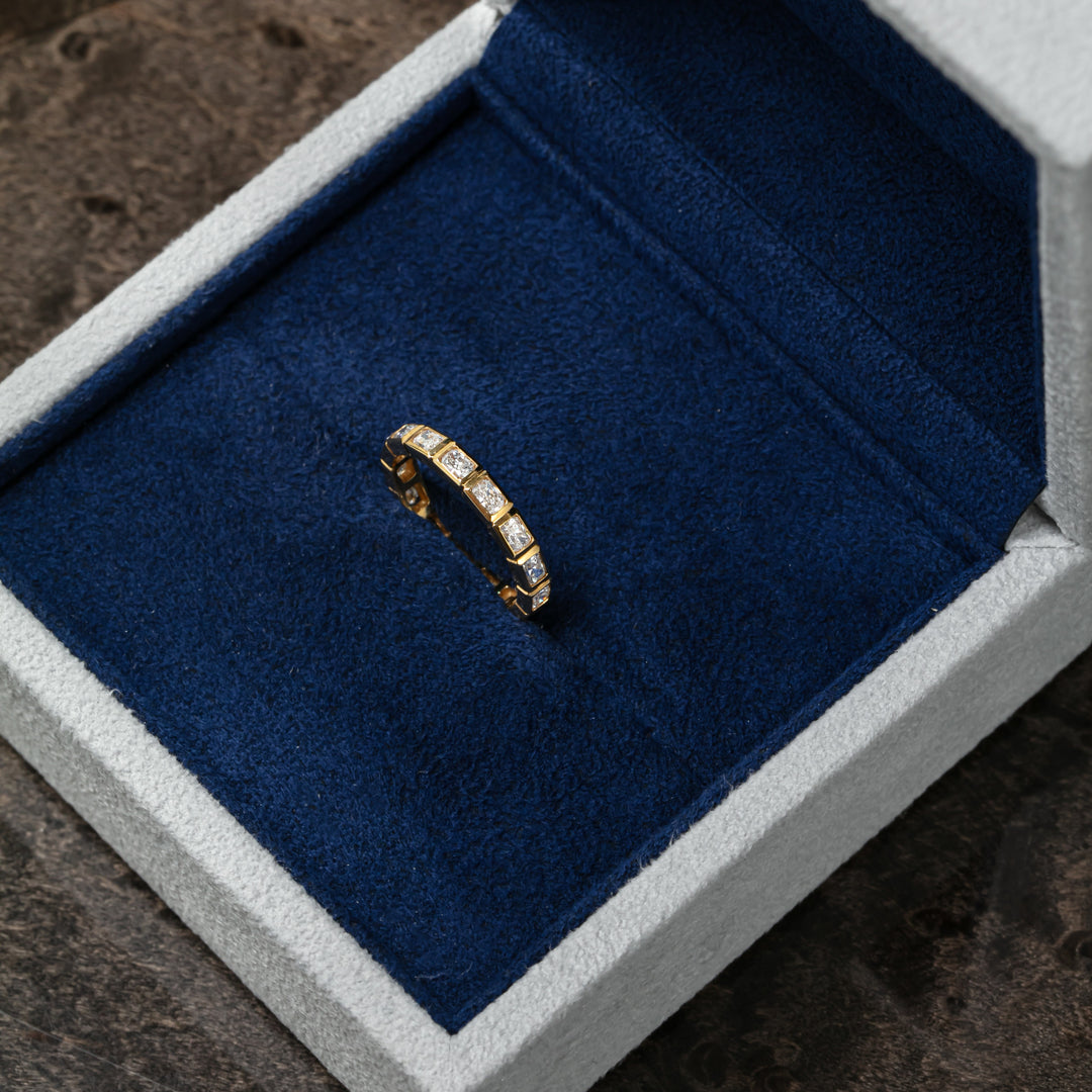 Aurelia Radiant Eternity Ring (MG142)