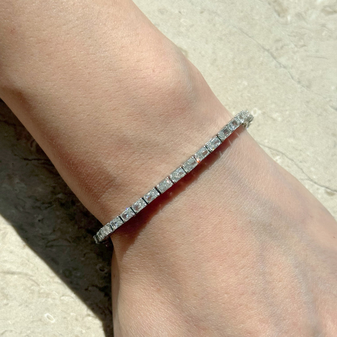 Radiant Cut North-South Type Tennis Bracelet (MG302)