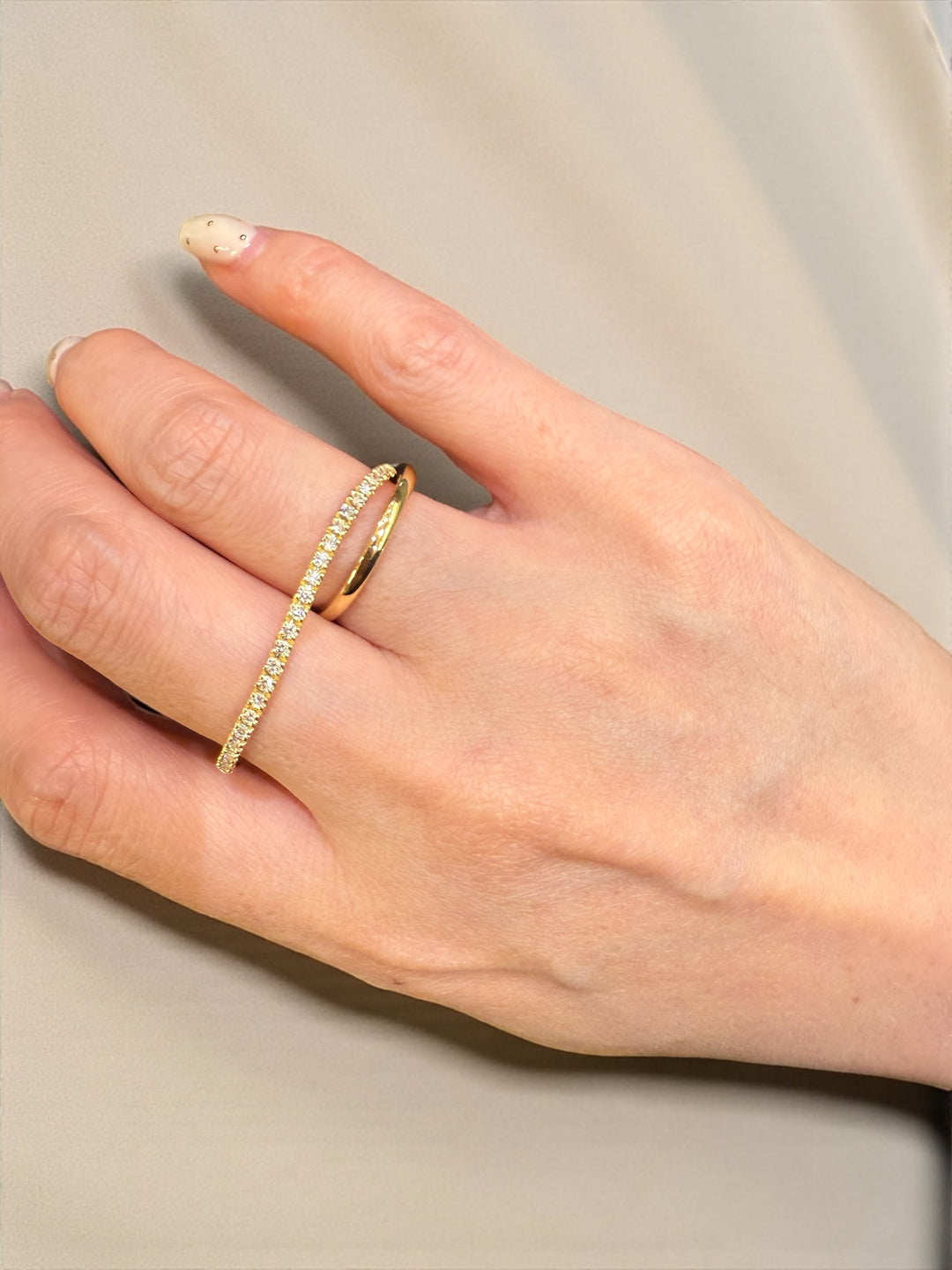 18K gold pavé lab diamond two-finger connector ring — M Grace Jewelry
