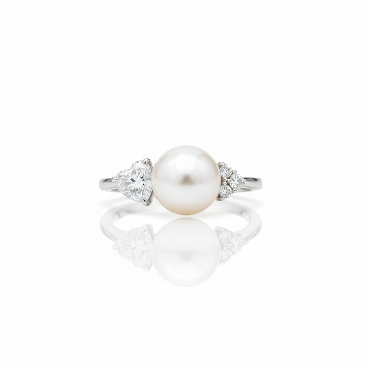 Platinum Akoya pearl and heart diamond ring — M Grace Jewelry MG062
