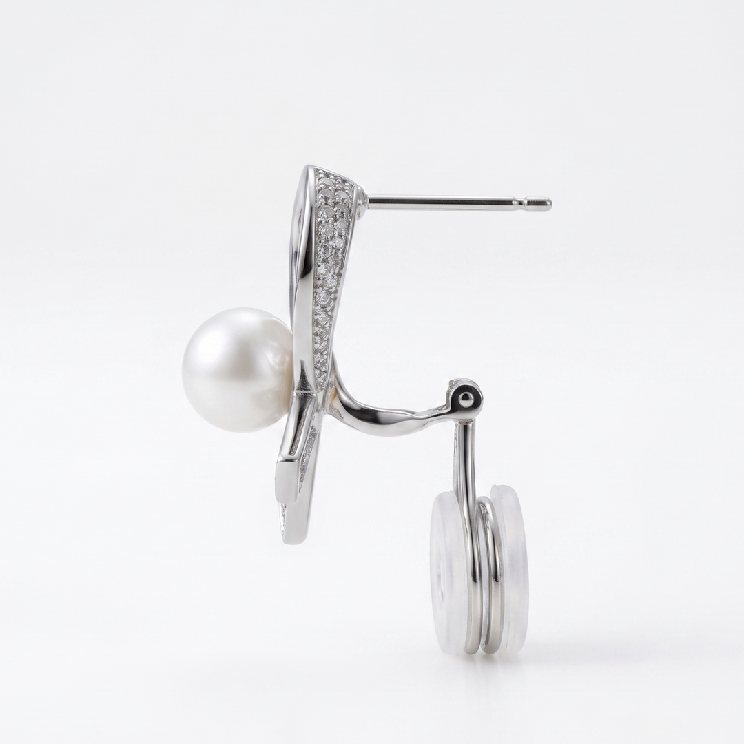 Lustrous Ribbon Earring in Platinum | M Grace Jewelry