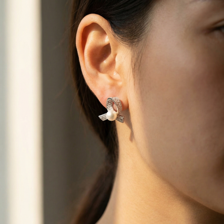 Lustrous Ribbon Earring in Platinum | M Grace Jewelry