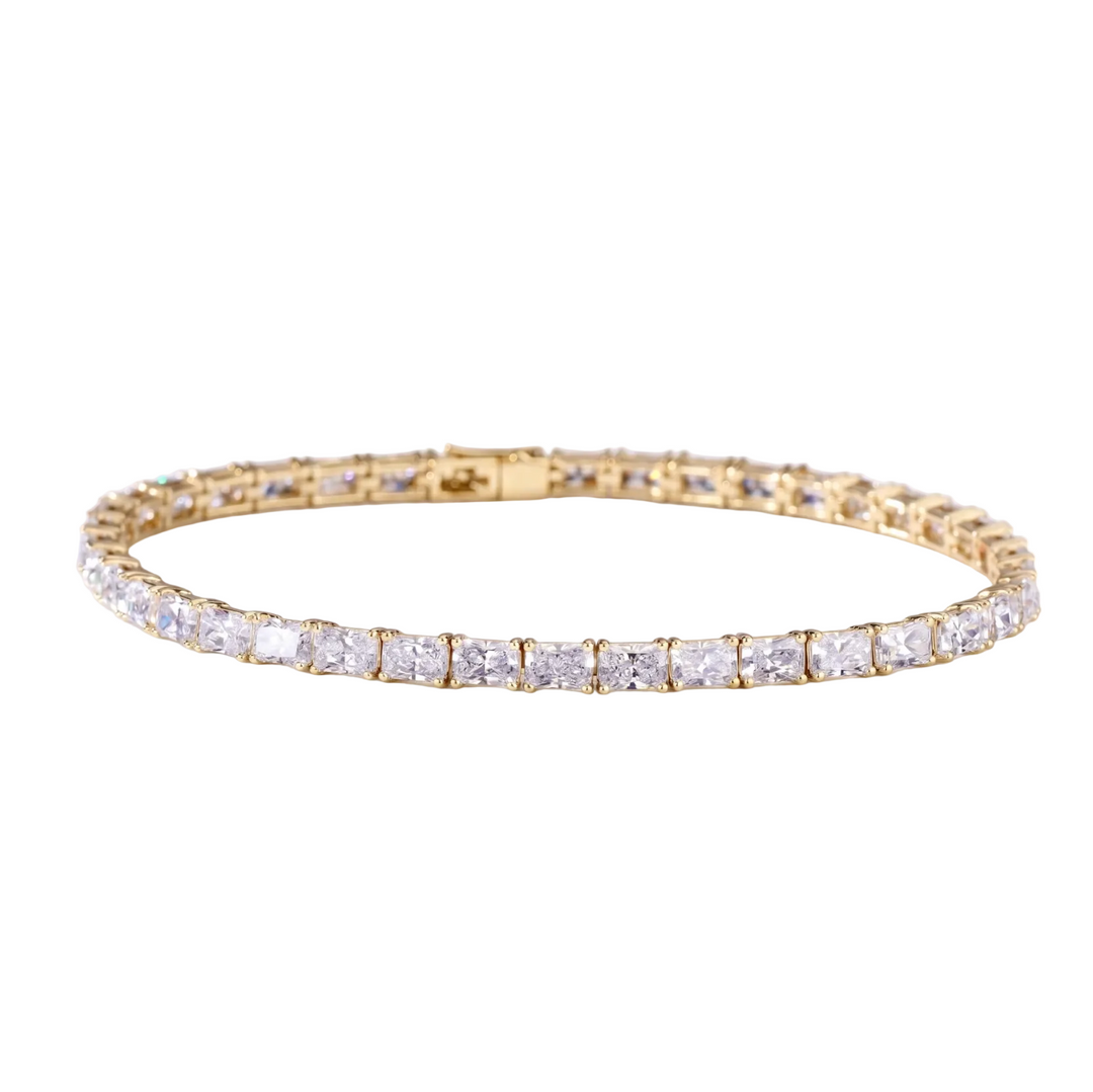 Radiant Cut North-South Tennis Bracelet in 18K Yellow Gold | M Grace Jewelry